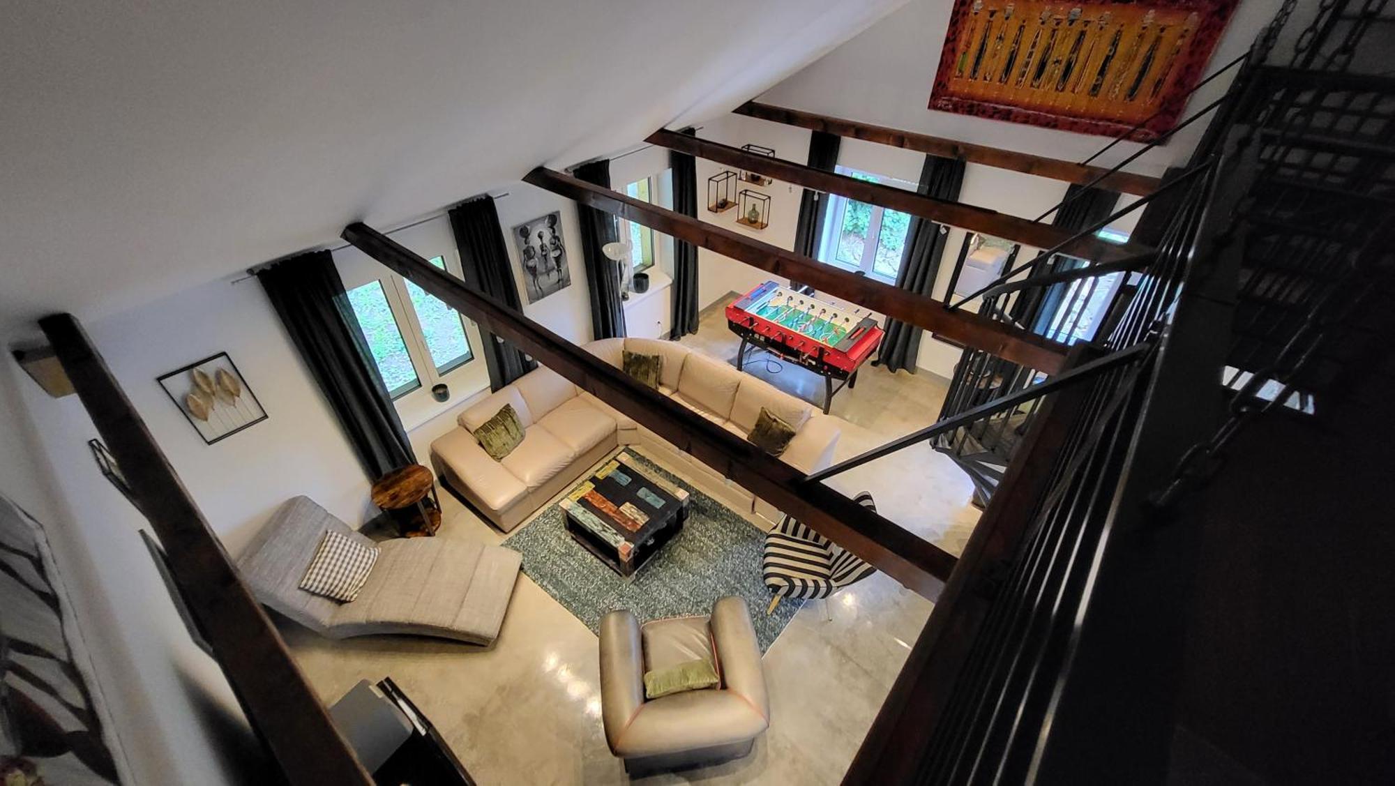Pod Prasivou Apartment